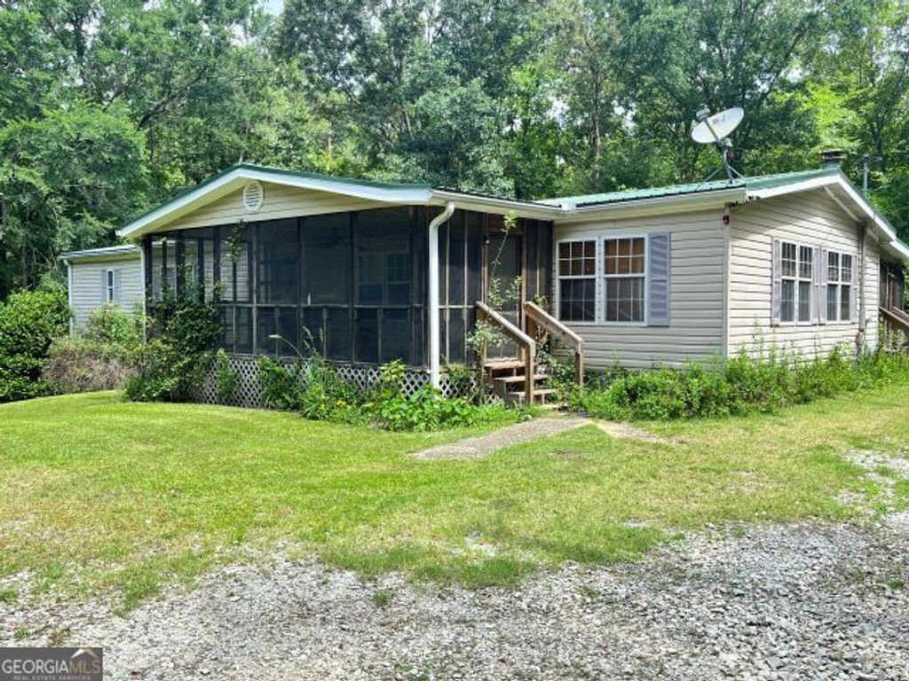 3266 Calhoun Falls Highway, Elberton, GA 30635