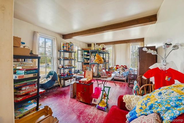 13278 9 Mile Road, South Lyon, MI 48178