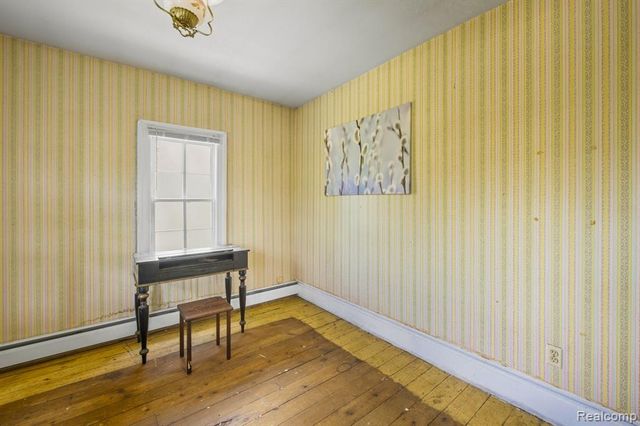 13278 9 Mile Road, South Lyon, MI 48178