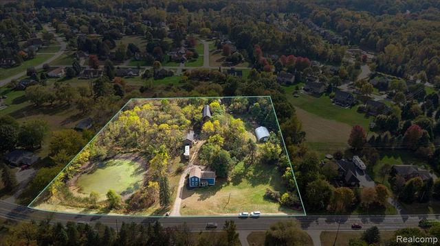 13278 9 Mile Road, South Lyon, MI 48178