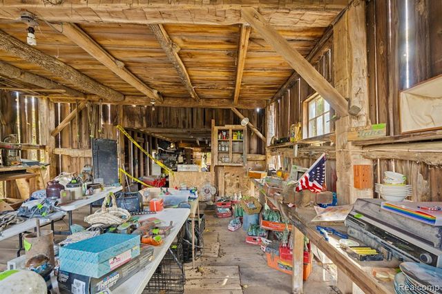 13278 9 Mile Road, South Lyon, MI 48178