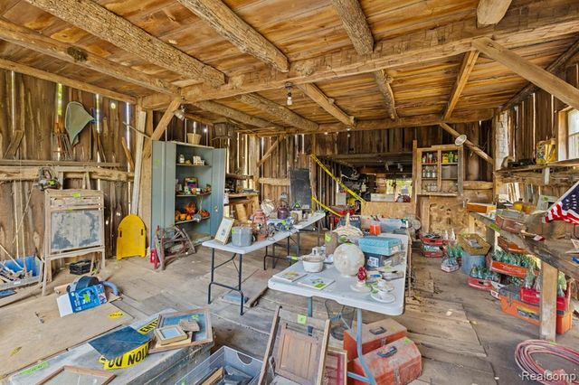 13278 9 Mile Road, South Lyon, MI 48178