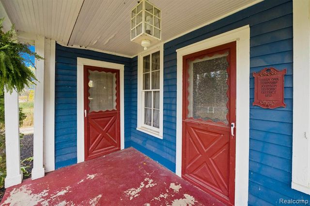 13278 9 Mile Road, South Lyon, MI 48178