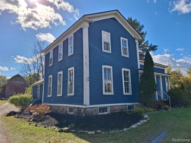 13278 9 Mile Road, South Lyon, MI 48178