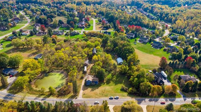 13278 9 Mile Road, South Lyon, MI 48178