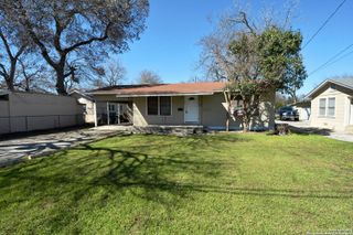 303 E FAUST ST, New Braunfels, TX 78130