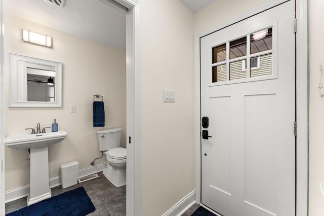 221 9th Street S, South Saint Paul, MN 55075