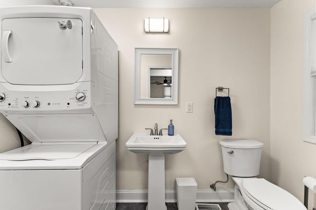 221 9th Street S, South Saint Paul, MN 55075