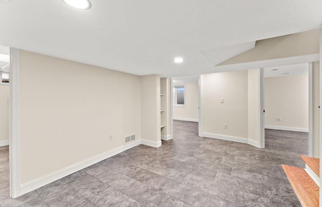 221 9th Street S, South Saint Paul, MN 55075