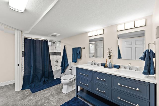 221 9th Street S, South Saint Paul, MN 55075