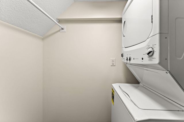 221 9th Street S, South Saint Paul, MN 55075