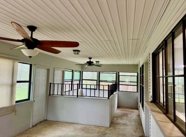 327 County Road 735, Angleton, TX 77515