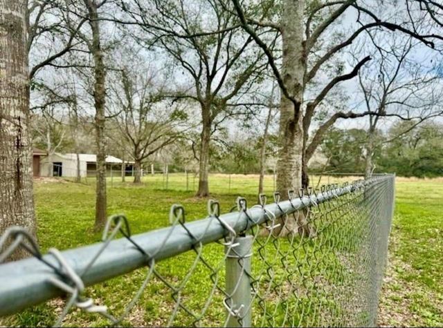 327 County Road 735, Angleton, TX 77515