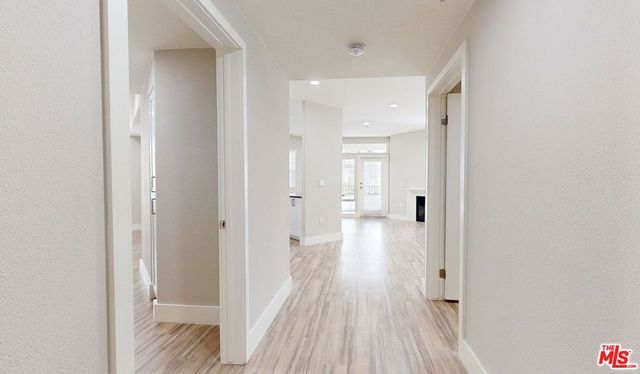 6260 W 3rd Street 3-107, Los Angeles, CA 90036