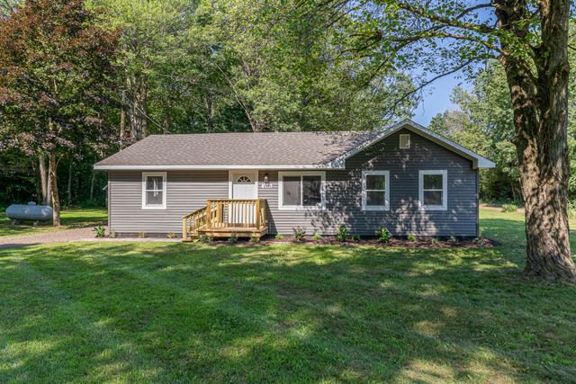 1050 S Wicker Road Se, Evergreen Twp, MI 48888