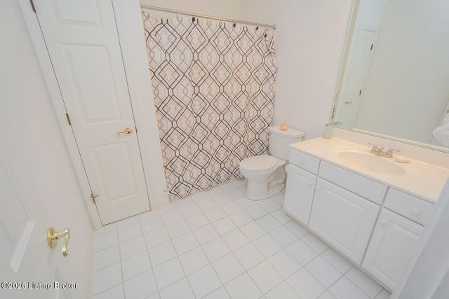 3728 Hurstbourne Ridge Blvd, Louisville, KY 40299