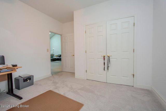 3728 Hurstbourne Ridge Blvd, Louisville, KY 40299