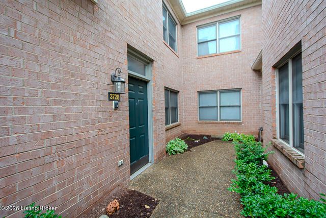 3728 Hurstbourne Ridge Blvd, Louisville, KY 40299