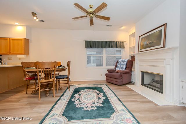 3728 Hurstbourne Ridge Blvd, Louisville, KY 40299