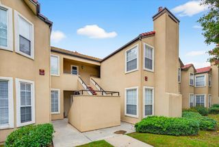 8153 N Cedar Avenue # 212, Fresno, CA 93720