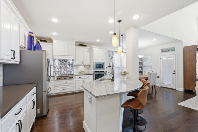 15444 Bluffdale Drive, Fort Worth, TX 76262