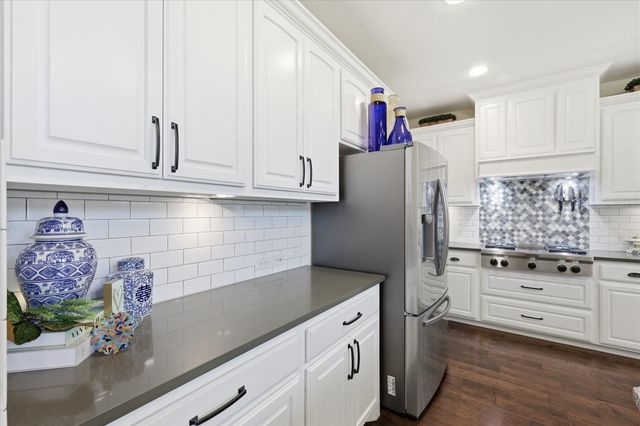 15444 Bluffdale Drive, Fort Worth, TX 76262