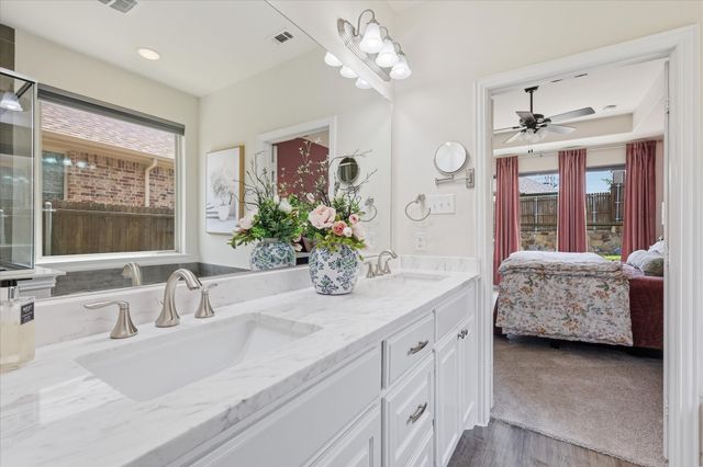 15444 Bluffdale Drive, Fort Worth, TX 76262