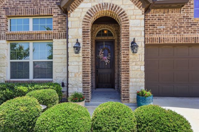 15444 Bluffdale Drive, Fort Worth, TX 76262