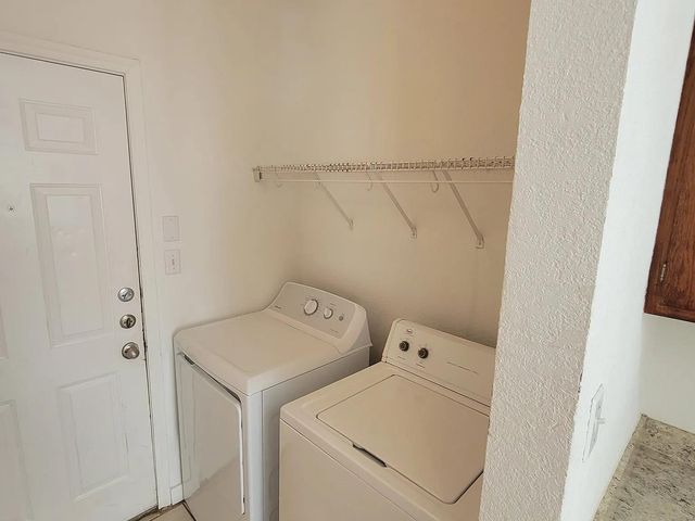 812 Sagewood TRL, San Marcos, TX 78666