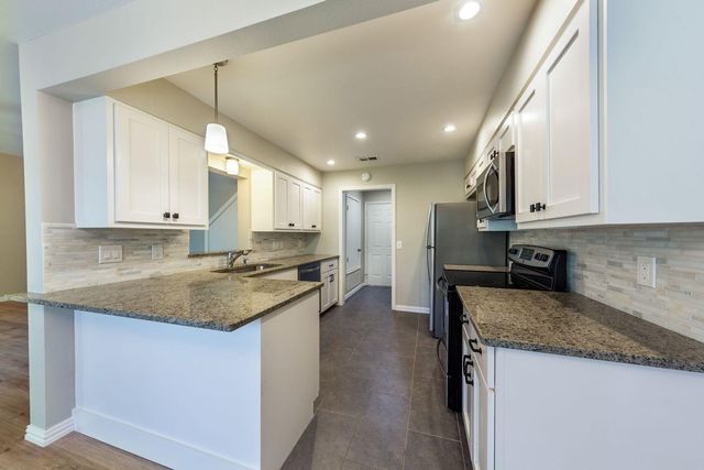 4404 Travis Country CIR C3, Austin, TX 78735