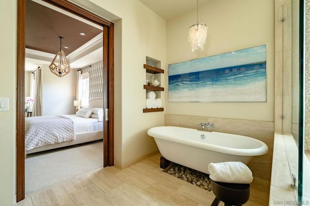 23 Bach St, Cardiff By The Sea, CA 92007