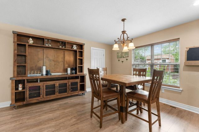 721 Shore Road, Powersite, MO 65731