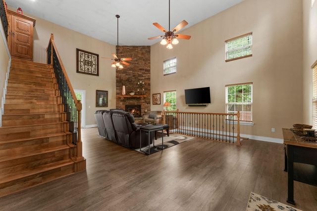 721 Shore Road, Powersite, MO 65731