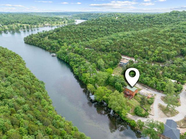 721 Shore Road, Powersite, MO 65731