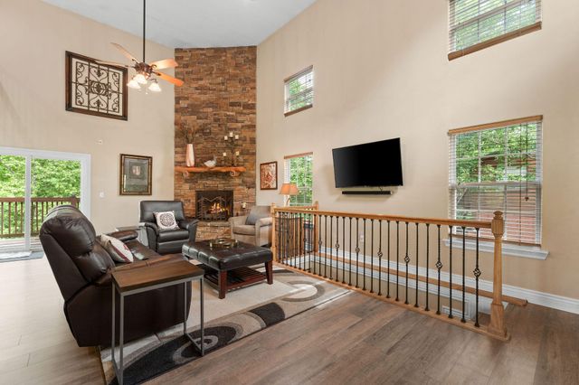 721 Shore Road, Powersite, MO 65731