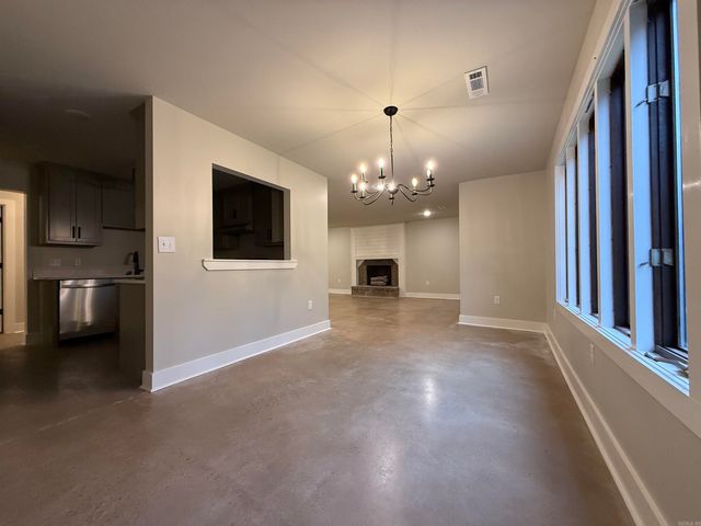 2016 Lindauer Rd, Forrest City, AR 72335