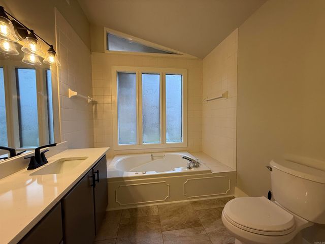 2016 Lindauer Rd, Forrest City, AR 72335