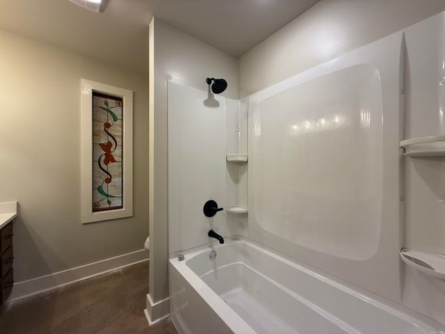 2016 Lindauer Rd, Forrest City, AR 72335