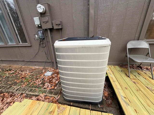 2016 Lindauer Rd, Forrest City, AR 72335