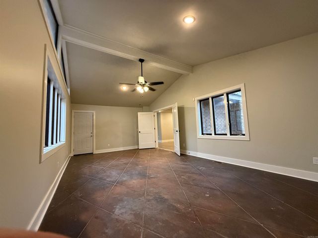 2016 Lindauer Rd, Forrest City, AR 72335