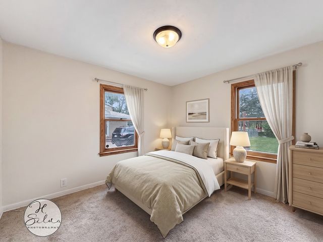 401 Linn Avenue, Crystal Lake, IL 60014