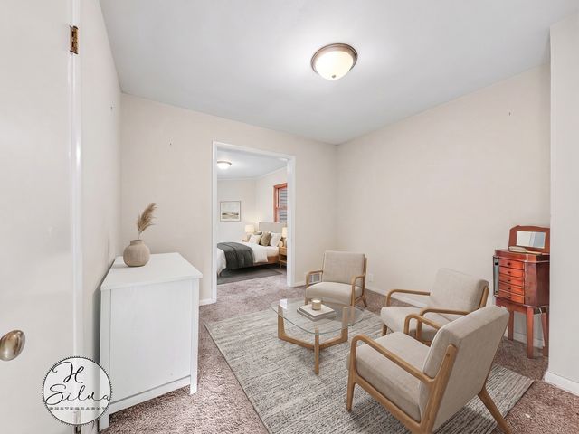 401 Linn Avenue, Crystal Lake, IL 60014