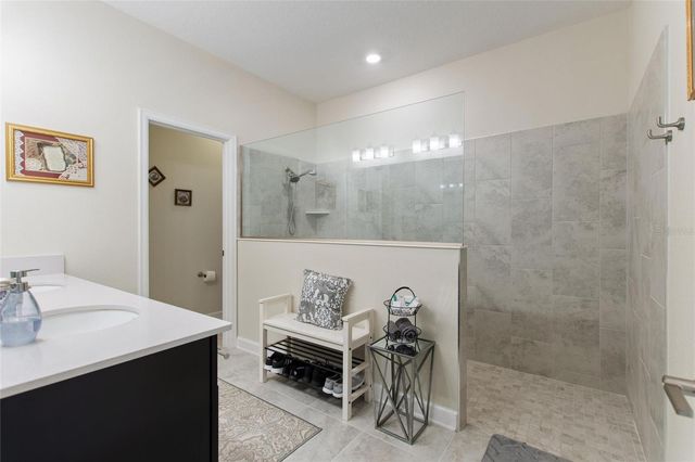 8979 CROQUET COURT, Davenport, FL 33896