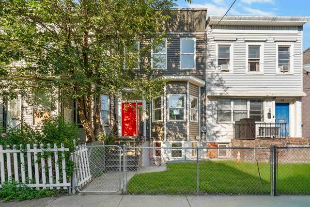 330 FORREST ST, Jc, Bergen-lafayett, NJ 07304