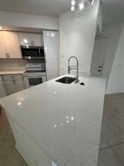 3380 N Pinewalk Dr N 1113, Margate, FL 33063