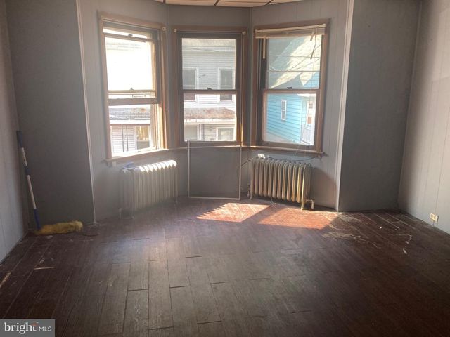 623 W ARCH STREET, Pottsville, PA 17901