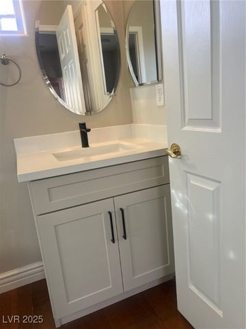 104 Emerald Dunes Circle, Henderson, NV 89052