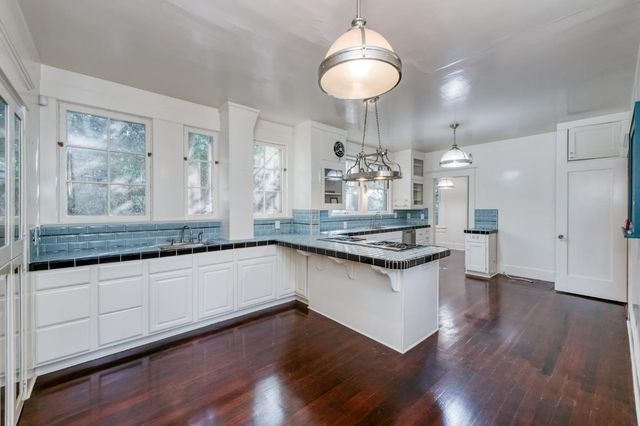 605 E Home Avenue, Fresno, CA 93728