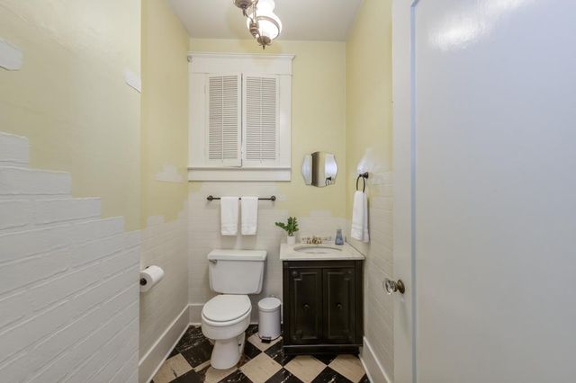 605 E Home Avenue, Fresno, CA 93728