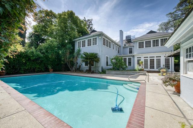 605 E Home Avenue, Fresno, CA 93728